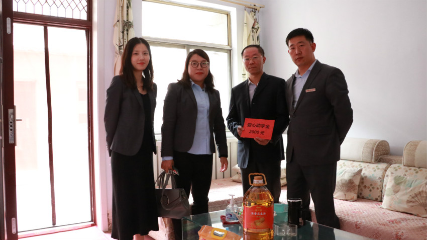 IMG_7646_meitu_16.jpg IMG_7646_meitu_16.jpg