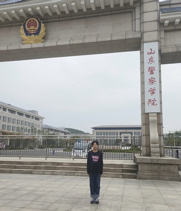 張瀟洋 - 副本.jpg 張瀟洋 - 副本.jpg